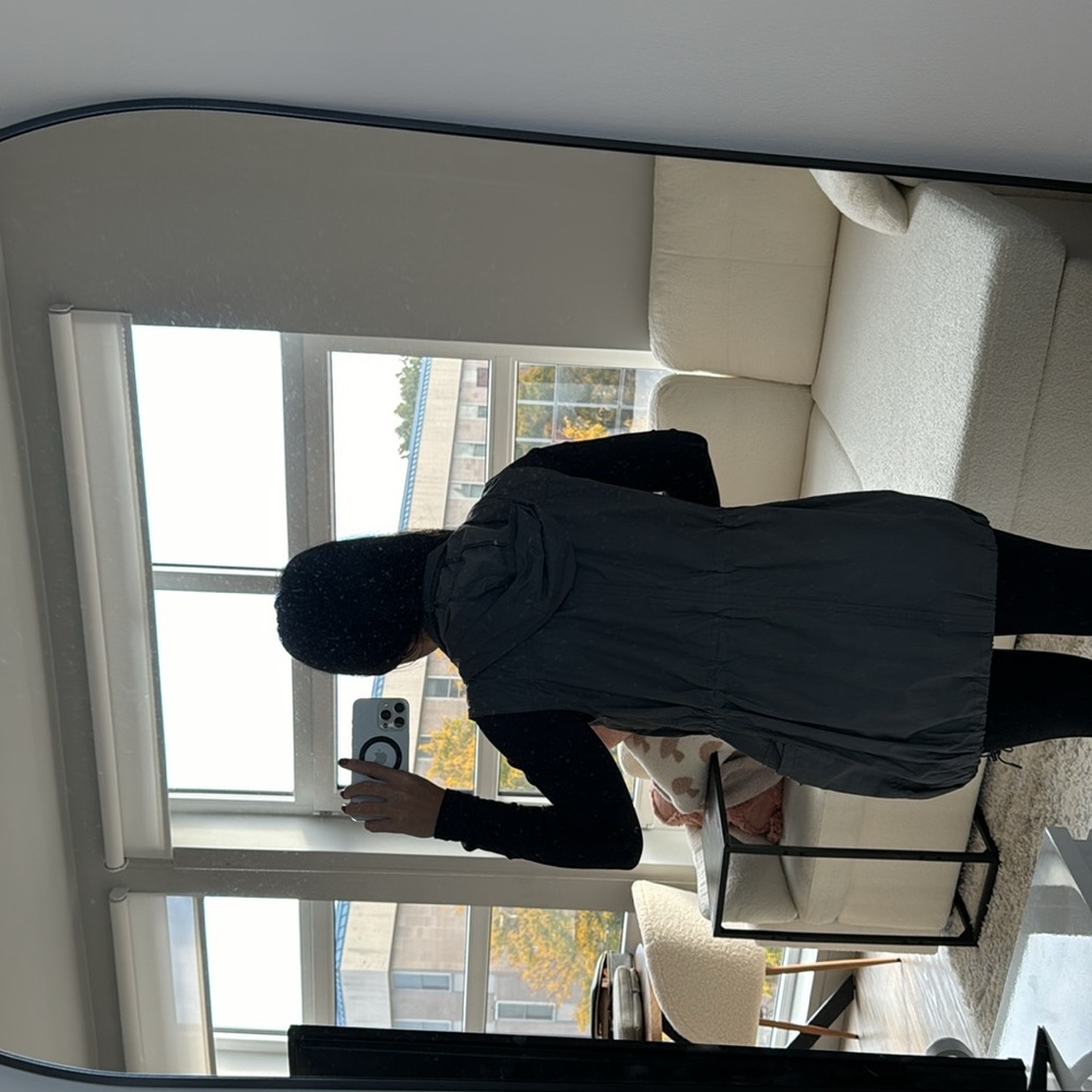 Banana republic long vest - Picture 3 of 4